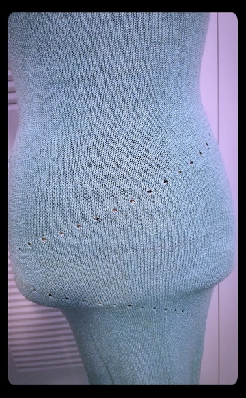 - Fringed backless dress - Picture 2 of 8